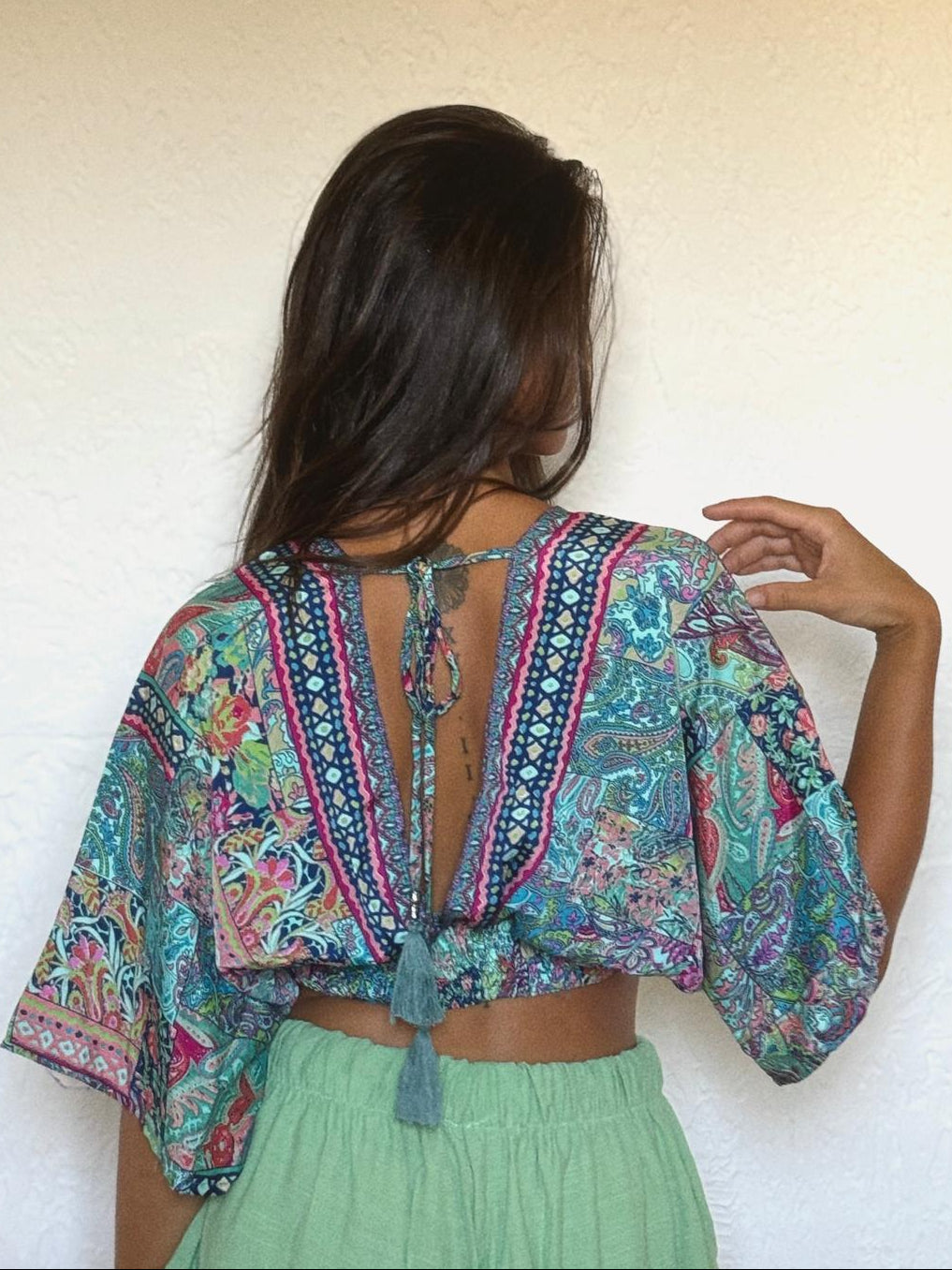 Cropped Serena Manga Curta